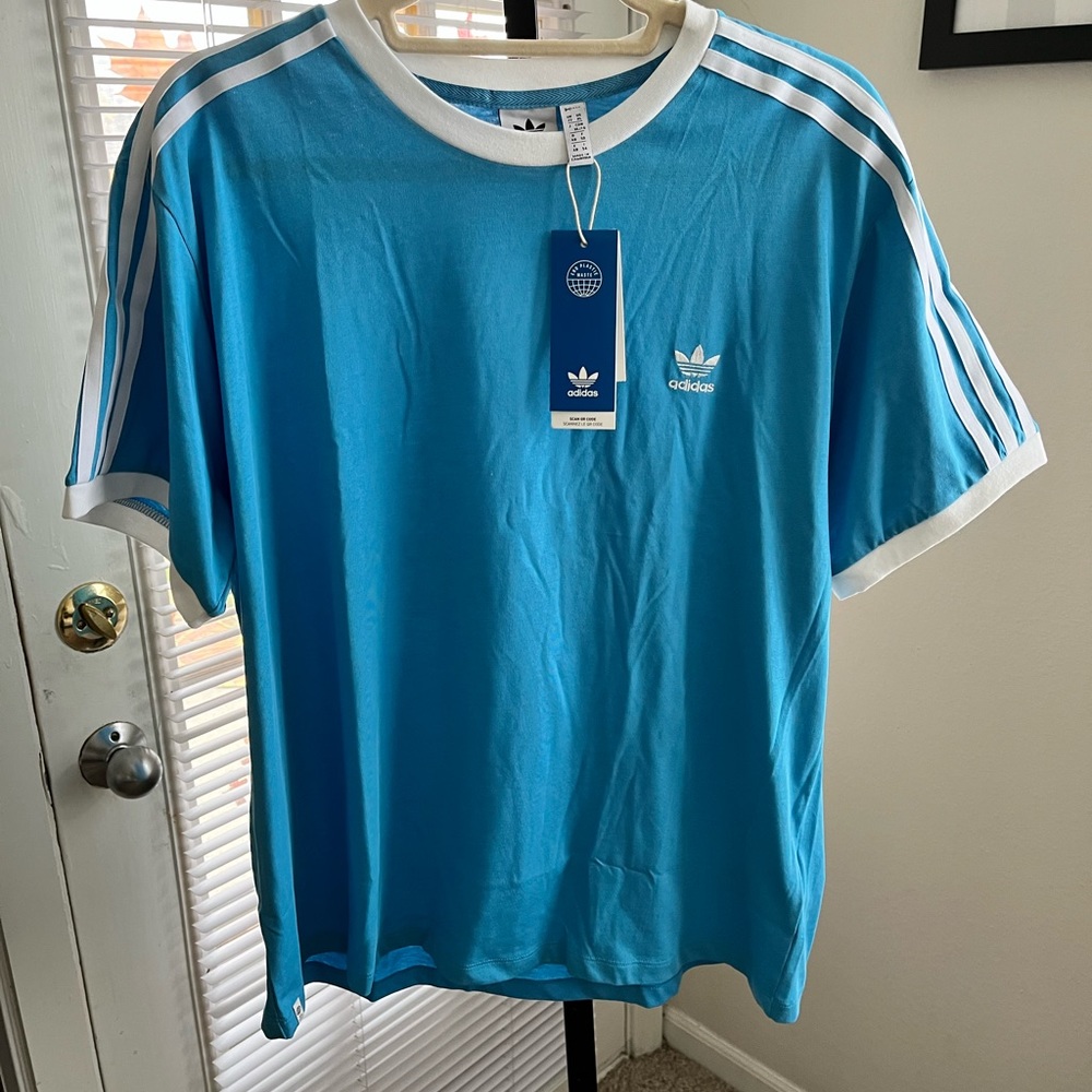 ADICOLOR CLASSIC TRACEABLE NWT AUTHENTIC APP SKY RUSH COLOR SHORT SLEEVES TOP